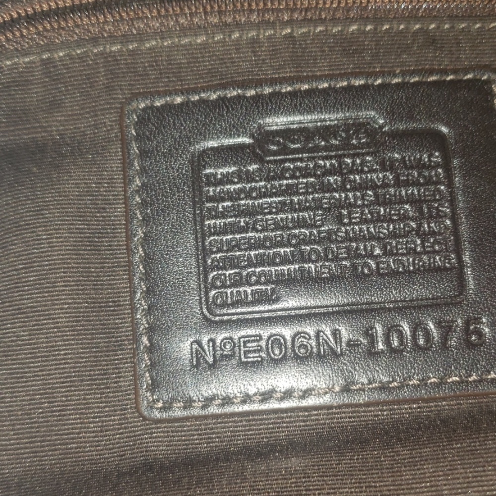 Coach purse - Picture 7 of 8